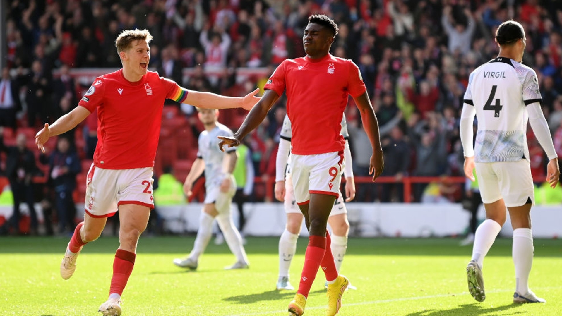 质疑其是否 质疑其是否